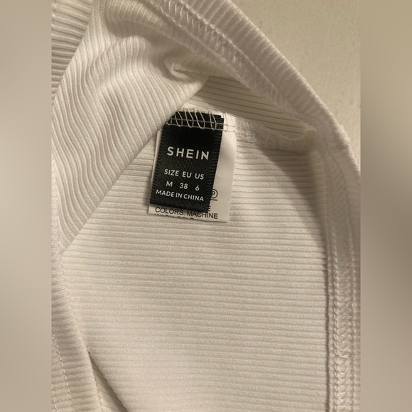 White Short Sleeve Turtleneck - Shein - Picture 4 of 4